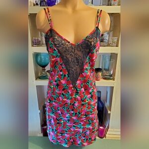 Victoria's Secret Vintage Lingerie Teddy Chemise S. Floral Black Lace Trim EUC
